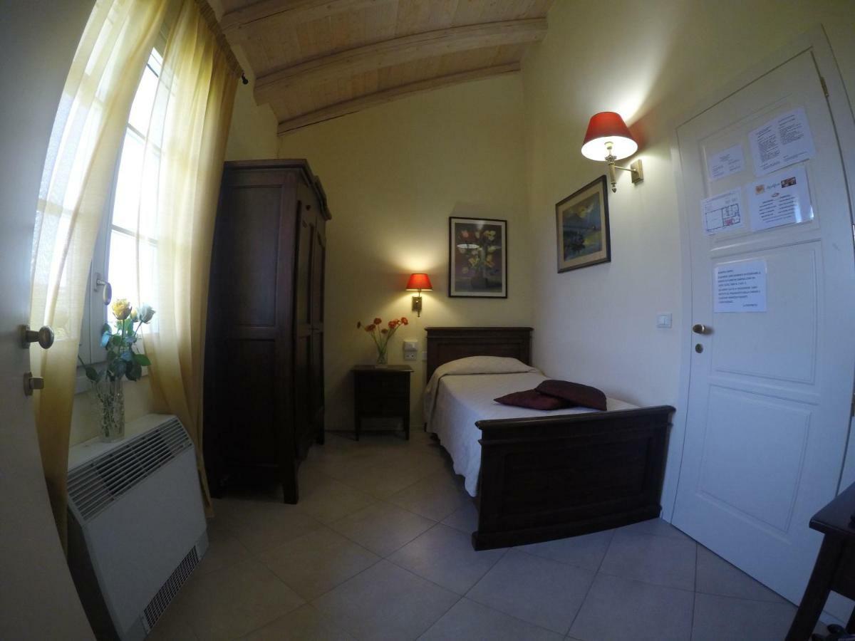 Agriturismo Fattoria Corte Roeli Malalbergo エクステリア 写真