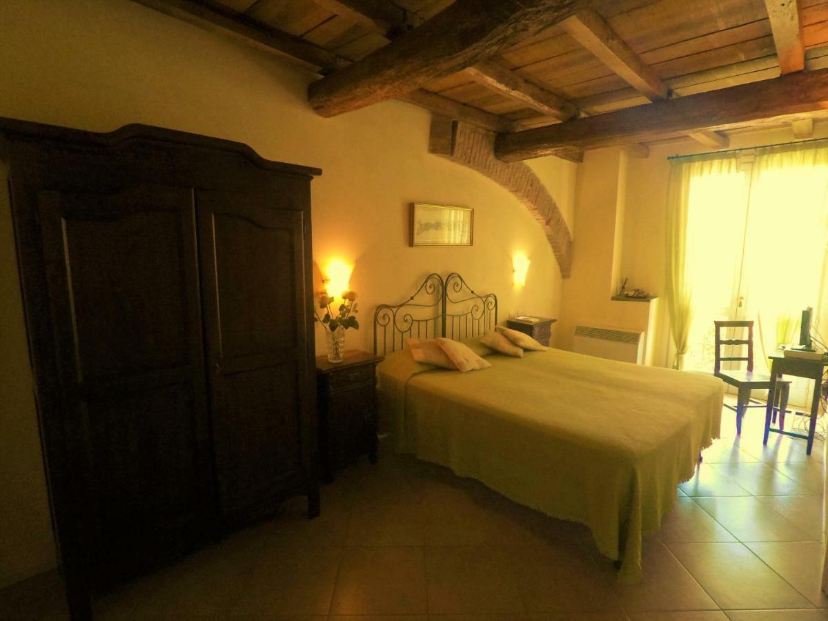 Agriturismo Fattoria Corte Roeli Malalbergo エクステリア 写真